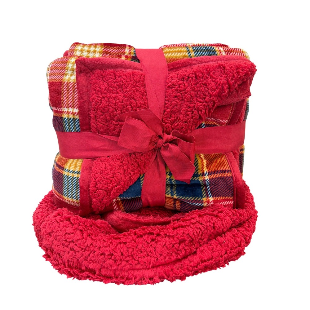 Home Reflections Red Plaid Velvet Plush Reverse Sherpa Throw &‎ Gift Bag 60"X80"